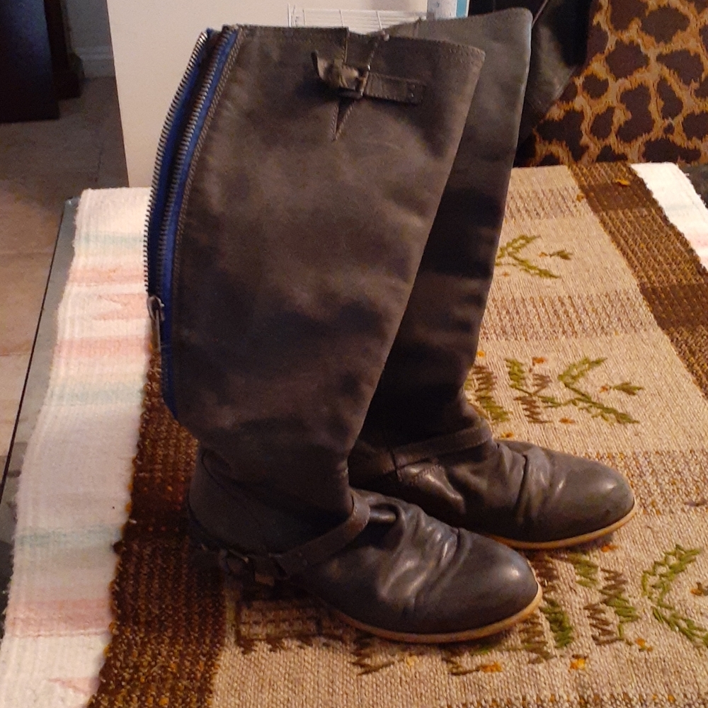 Steve Madden Roady boots